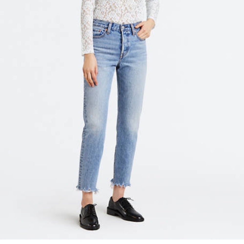 levi’s wedgie icon jeans in fit shut up